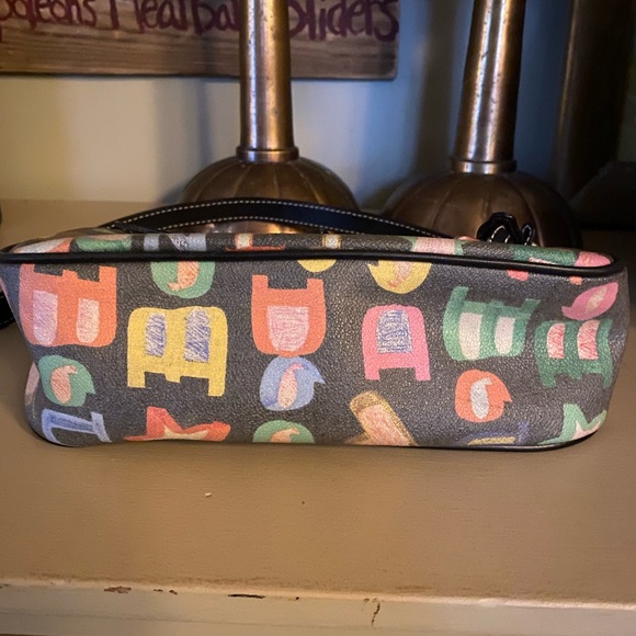 Dooney & Bourke Graffiti East West Handbag - Picture 4 of 10